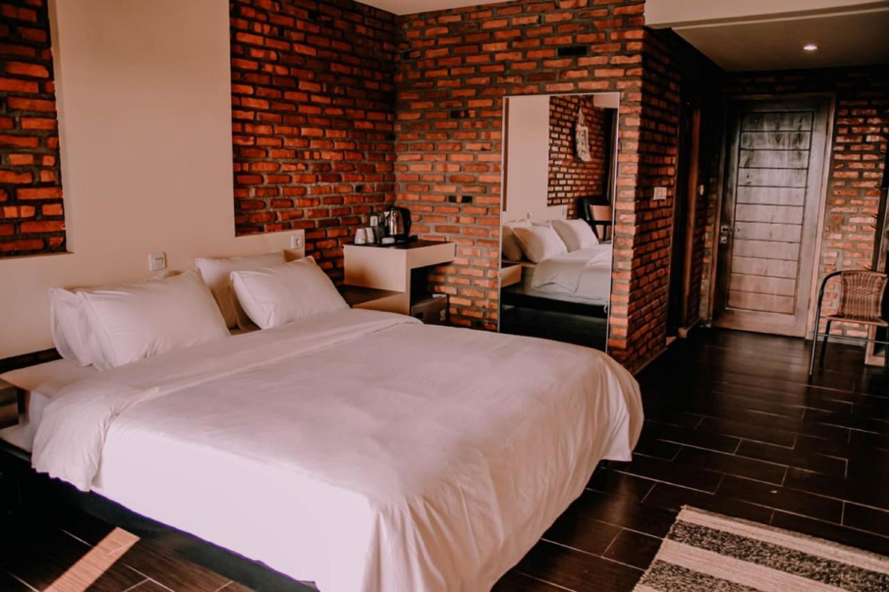 Vila Njd Bogor Buitenkant foto
