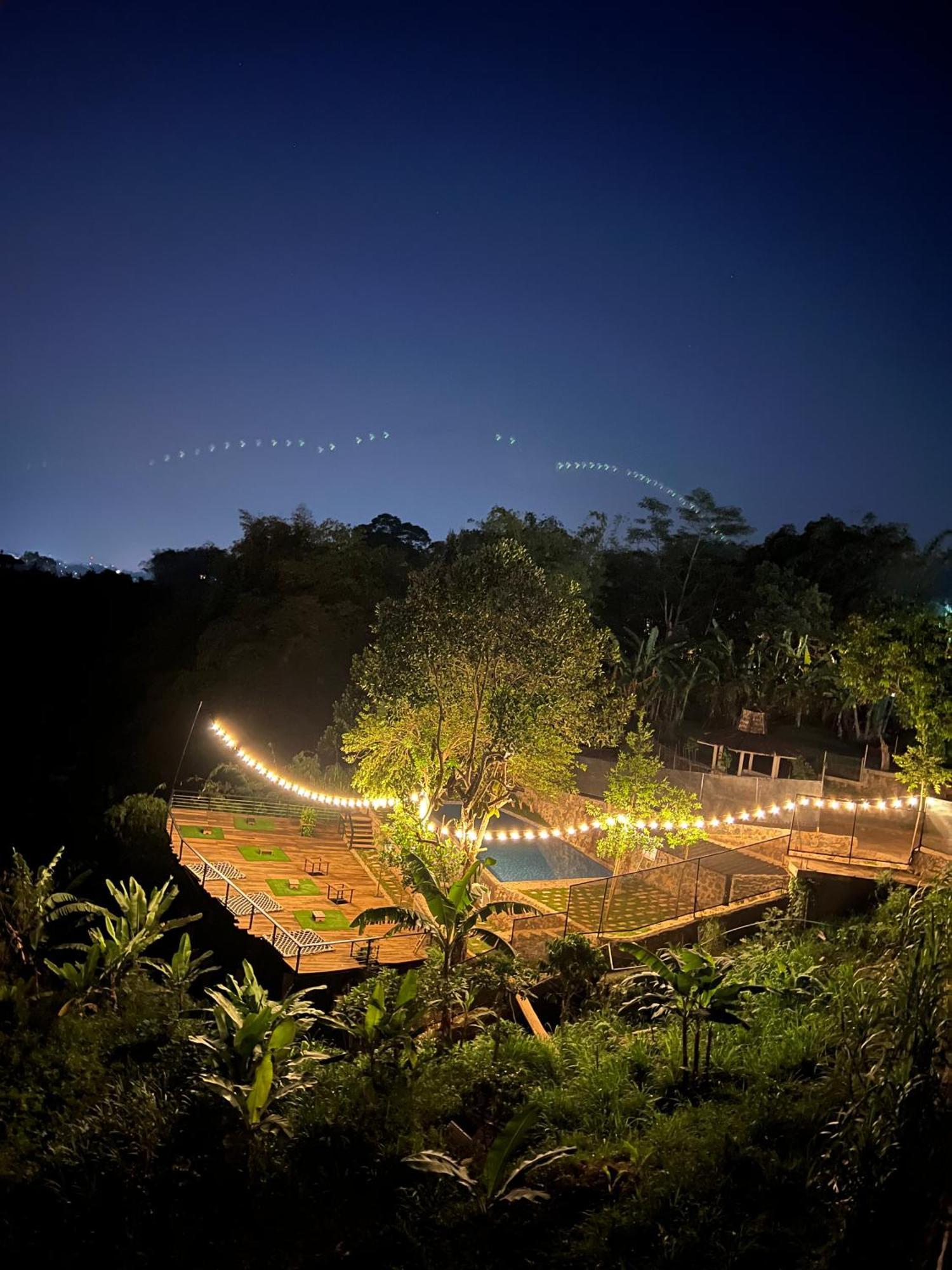 Vila Njd Bogor Buitenkant foto